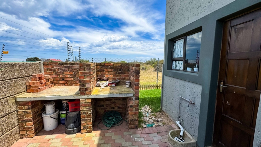 2 Bedroom Property for Sale in Dana Bay Western Cape
